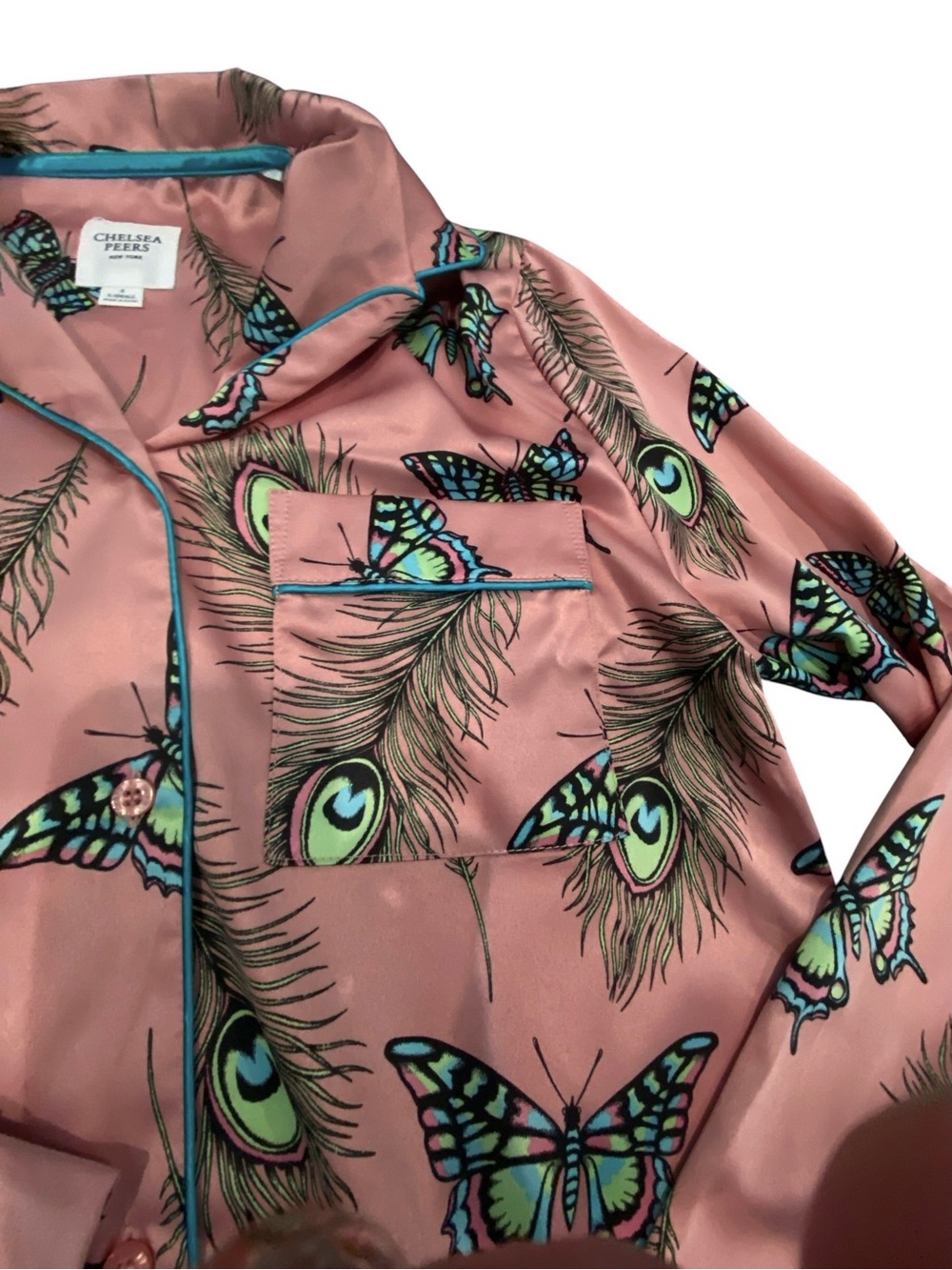 Womens Chelsea Peers Butterfly & Peacock Feather satin Pajama Set